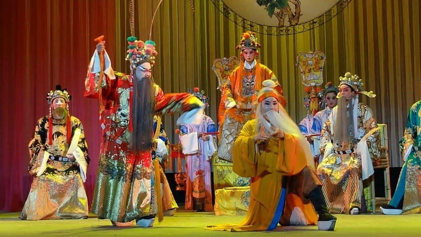Liyuan Theater Beijing Opera Show Tickets - Who should book this show, and who might want a different plan