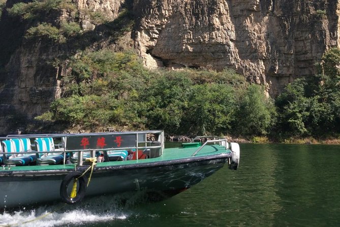 Longqingxia Gorge Cruise and Guyaju Cave Dwellings Private Day Tour - Who should book this Longqingxia and Guyaju day trip