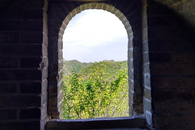 Mini Group: Half-Day Great Wall at Mutianyu Hiking Tour - Mutianyu Great Wall: why this section fits a half-day