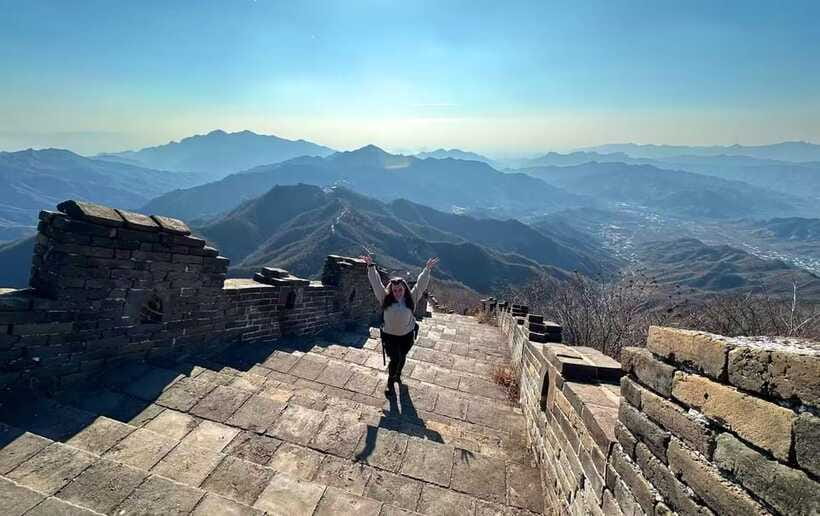 Mutianyu Great Wall 5-KM Guided Hike with Uphill Cable Car - The guided 5-kilometer hike: Tower 14 to Tower 20 and beyond
