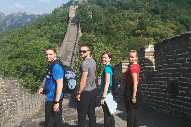 Mutianyu Great Wall & Old Hutong Private Layover Guided Tour - The Mutianyu Great Wall block: real walking time with an avoid-the-chaos feel