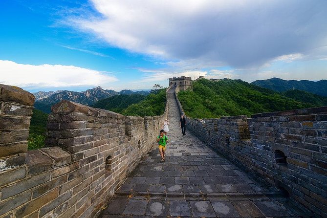 Mutianyu Wall Cable Car/Toboggan Ticket+Transfer&Guide Option - Mutianyu Great Wall, with fewer headaches and great photo towers