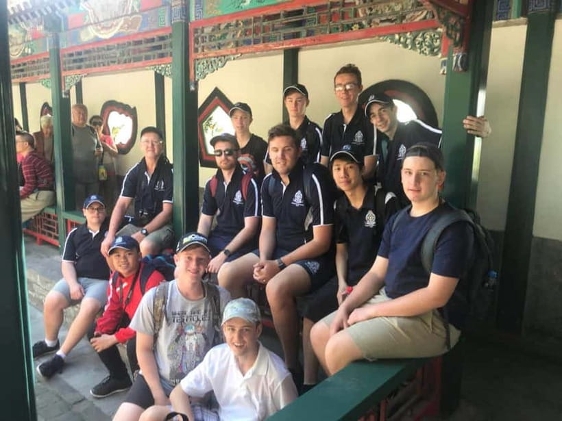 Mutianyu Wall, Summer Palace & Old Summer Palace Day Tour - Finding your group fast at Hepingxiqiao Station
