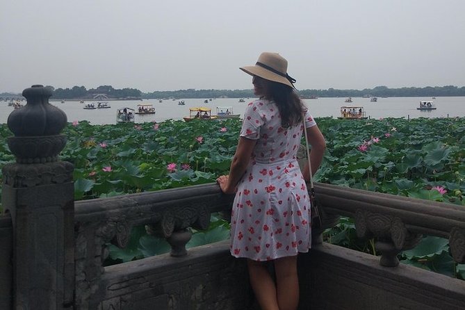 Panda House, Temple of Heaven, Lama Temple, Summer Palace & Lunch - Panda House in Beijing: where the day starts