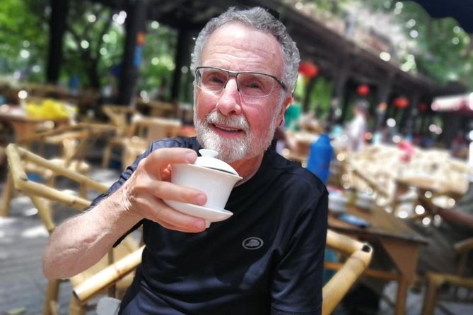 Private 4-Day Tour: Beijing, Xi'an, Chengdu & Shanghai - Chengdu’s Wenshu Temple tea tasting and Sichuan hot pot dinner