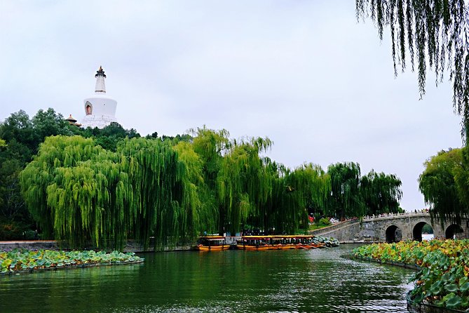 Private 5-Hour Walking Tour: Forbidden City, Hutong&Parks Nearby - Jingshan Park: the hilltop view that makes the whole axis click