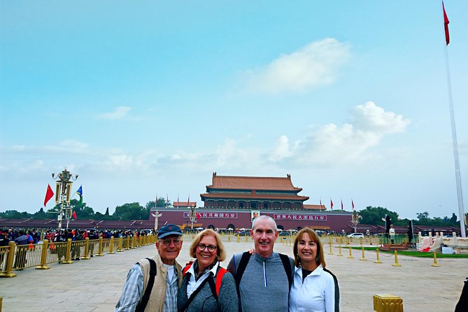 Private 5-Hour Walking Tour: Forbidden City, Hutong&Parks Nearby - Tiananmen Square: ceremonial scale and fast orientation