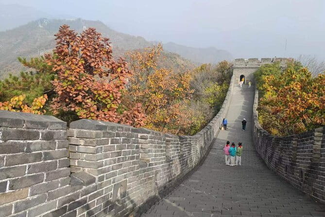 Private Badaling Great Wall Night Tour with English Driver - Key things that make this night tour work