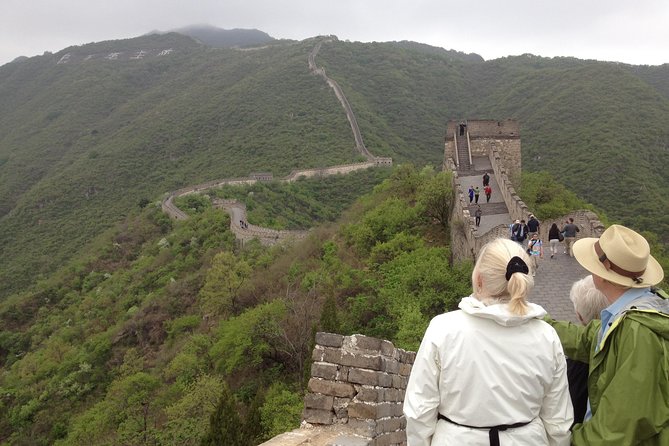 Private Beijing Layover Tour: Mutianyu Great Wall and Forbidden City with Cable Car and Meal - Mutianyu Great Wall by Cable Car or Ski Lift, Then Time on Foot