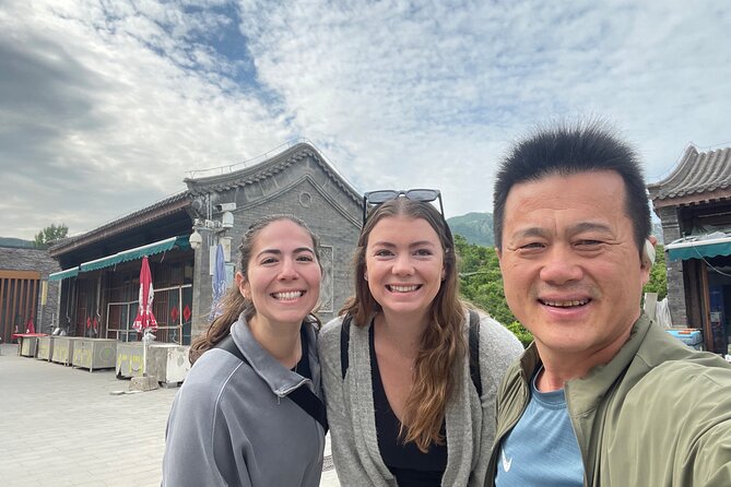 Private Car And Driver Service For Beijing City Tours - Private driving that prioritizes safety and real communication