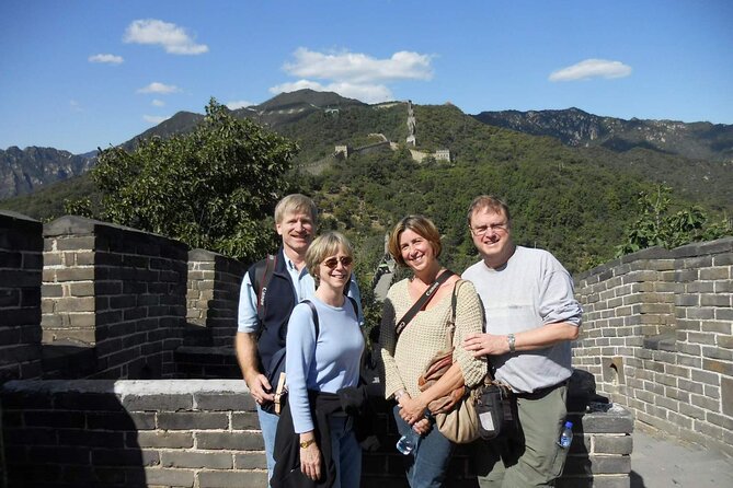 Private Day Tour to Beijing Mutianyu Great Wall - Arriving at the wall: Tower 14 and why it is the anchor point