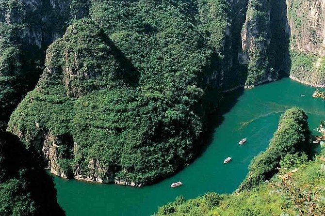 Private Day Tour to Longqing Gorge with Boat Ride and Cable Car from Beijing - What makes this day trip work