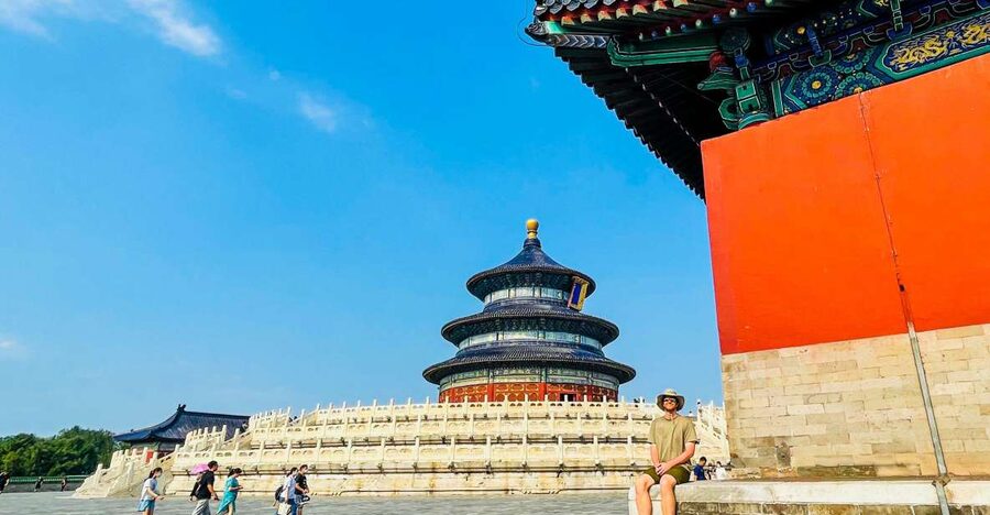 Private ForbiddenCity&TempleofHeaven&SummerPalace Day Tour - Lunch break and real-world pacing in downtown Beijing