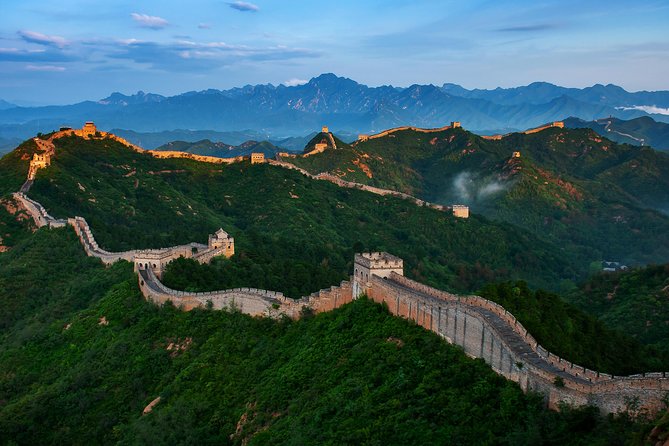 Private Great Wall Hiking Tour from Simatai West to Jinshanling - Price and value: what you get for $236 per person