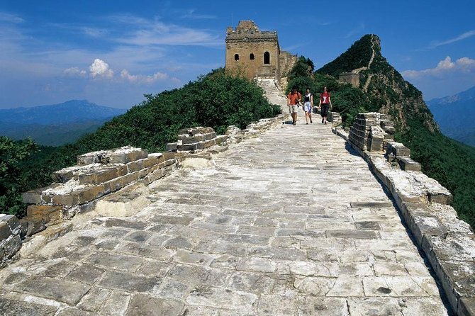 Private Gubei Water Town and Simatai Trip with English Speaking Driver Service - Who this day trip is best for, and who should rethink it