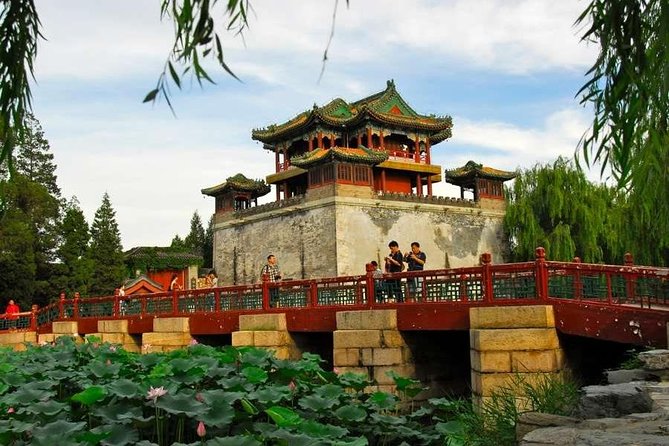 Private Half Day Tour to Beijing Panda House and Summer Palace - A half-day plan that hits Beijing’s biggest wow factors