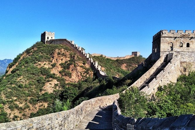 Private Jinshanling Great Wall Hiking Tour from Beijing - Why Jinshanling feels quieter than other Great Wall days