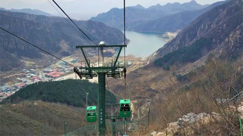 Private Shilinxia Cantilever Viewing Platform Transfer/Tour - Private transfer vs guided tour, what changes in real life