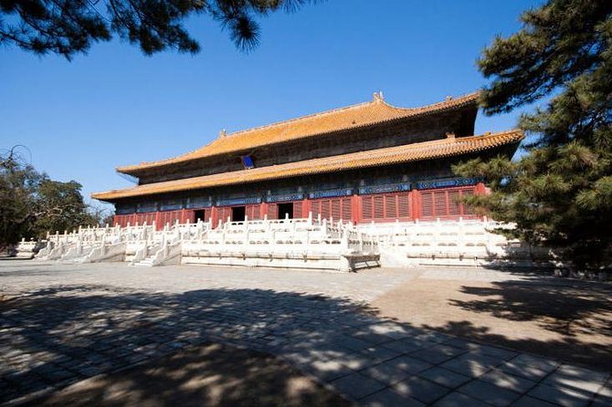 Private Tour: Ming Tombs and Great Wall at Mutianyu from Beijing - The jade factory stop, lunch, and the craft-shop tradeoff