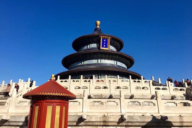 Private Tour: Temple of Heaven with Roast Duck and Acrobatic show - Who should book this private half-day plan?