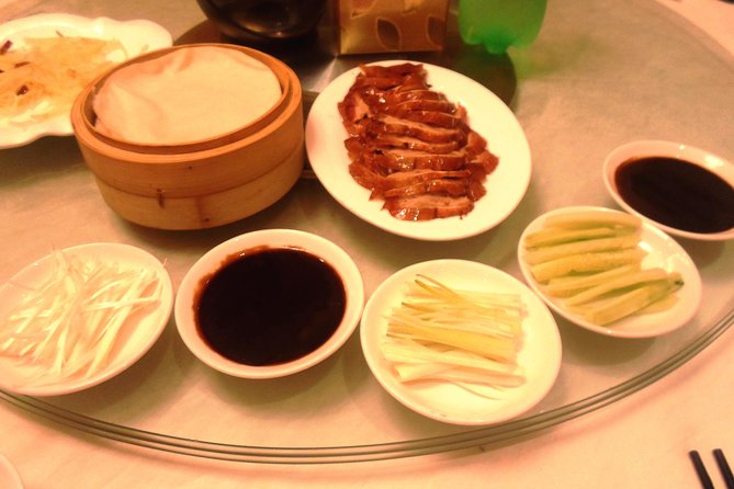 Private Tour to Pearl Market Acrobatic Show & Peking Duck Dinner - Hongqiao Market, Where Your Guide Turns Chaos Into Options