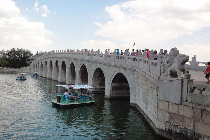 Private Transfer to Mutianyu Great Wall and Summer Palace with A Guide - Summer Palace (Yiheyuan): Lake-and-Building Time After the Wall