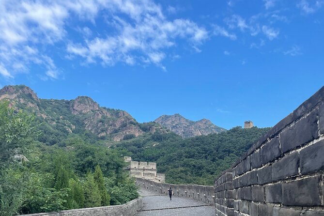 Private Transport to Beijing Suburban Scenic Spots - 8 hours of private car time: what’s included (and what isn’t)