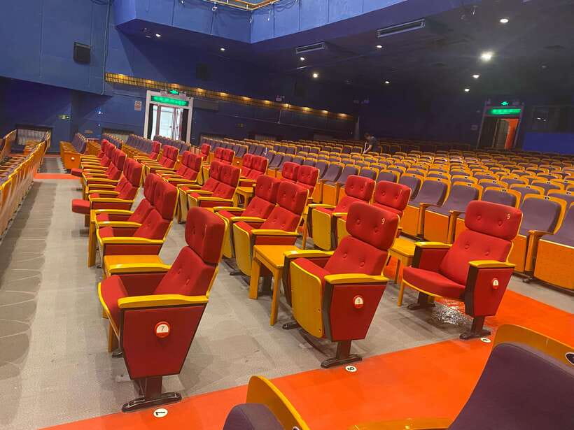 Red Theatre Beijing Acrobatic Show Tickets - What You Will See: Chinese Acrobatics with Modern Energy