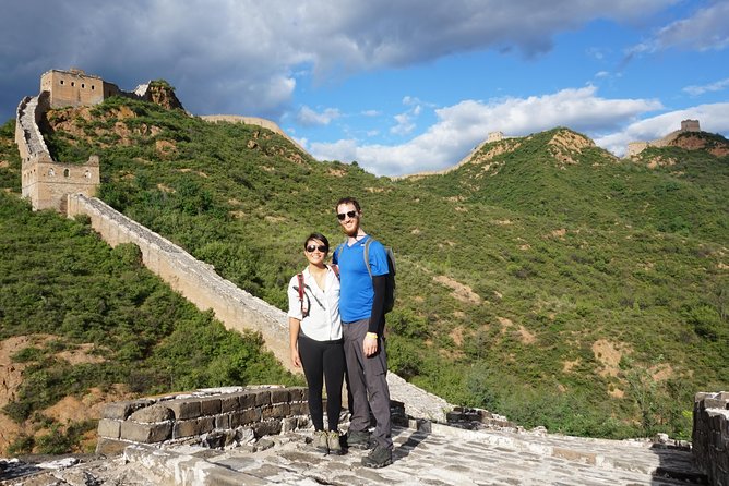 Small-Group 1-day Jinshanling Great Wall 6km Hiking tour - Getting there from Beijing: the 8:00 am start and the 2-hour ride