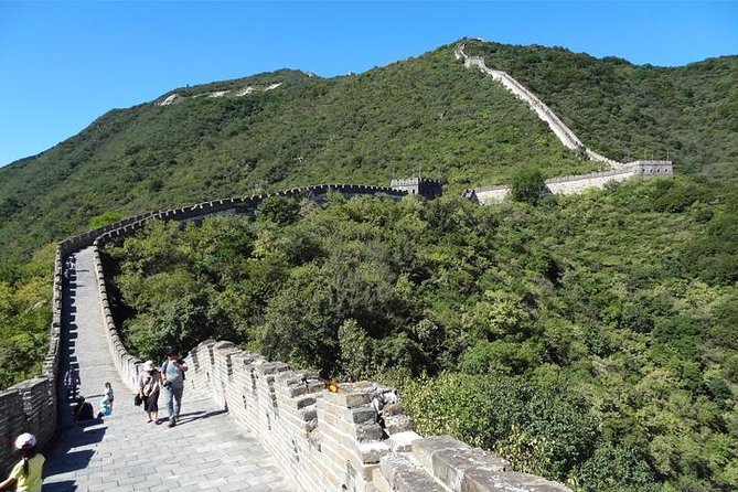 Small Group-Jinshanling Great Wall 1-day tour - Jinshanling Great Wall, why this stretch feels different