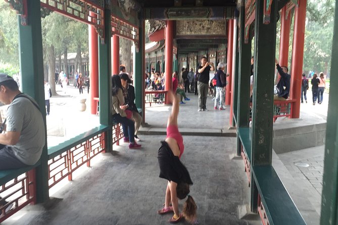Small-Group Mutianyu Great Wall and Summer Palace Tour with Lunch - Hotel Pickup, Air-Conditioned Minivan, and Getting There Without Headaches