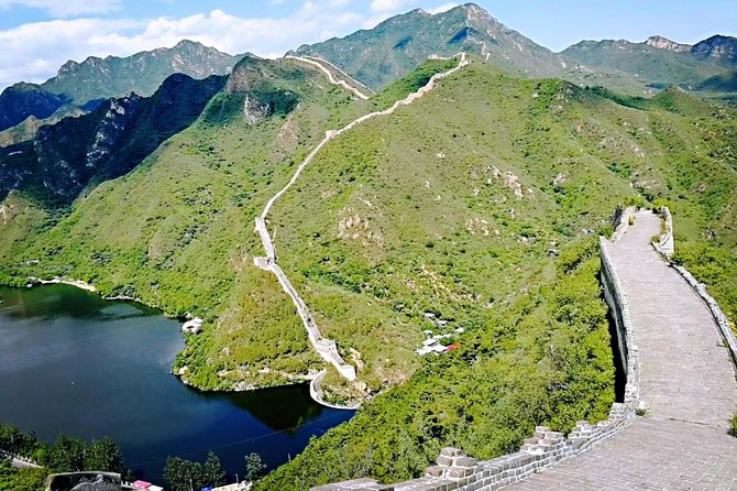 Small Group Tours to the Jingshaling Wall with Options - What You Do on the Road: The Van, the Timing, the Basics