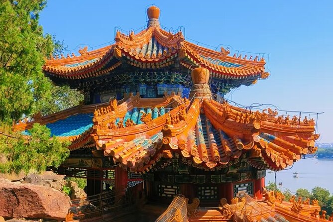 Summer Palace Walking Tour - Beijing - Stop 3: Pictorial World on Longevity Hill, the viewpoint reward