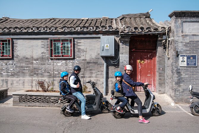 The Hutong Experience by Bike - Optional Extras: Rooftops and Ancient Lakes (When the Day Lines Up)