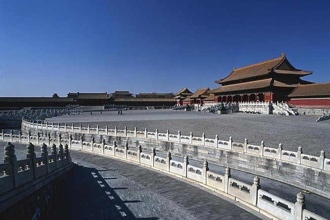 Two-Day Package of Beijing Highlights Private Tour with Optional Evening Show - Day 1: Tiananmen Square, Forbidden City, and Hutong lanes