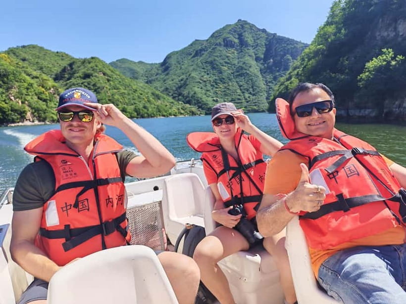 Water-Great Wall Odyssey: Hike & Cruise One Day Tour - Arriving at Huanghuacheng: ticket access and first views by water