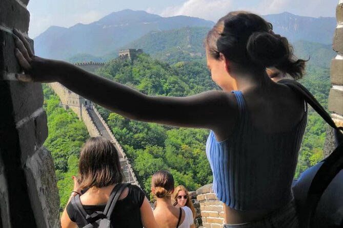 ZANBUS: Trip to the Mutianyu Great Wall Daily Departs at 8/9/10AM - Key Points at a Glance